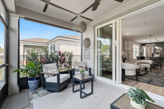 312 Fairlake Cir, St Augustine, FL 32092