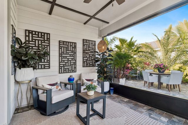 312 Fairlake Cir, St Augustine, FL 32092