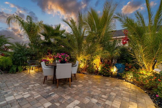 312 Fairlake Cir, St Augustine, FL 32092