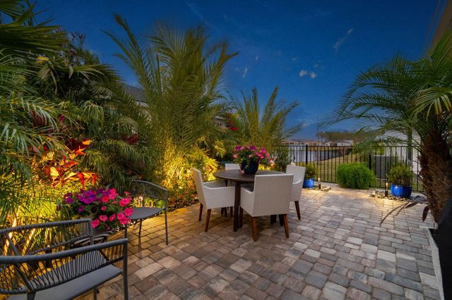 312 Fairlake Cir, St Augustine, FL 32092