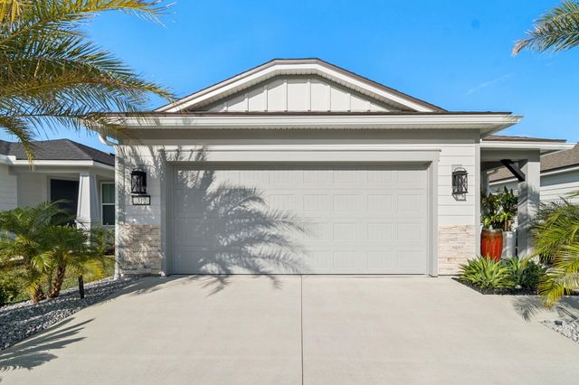 312 Fairlake Cir, St Augustine, FL 32092