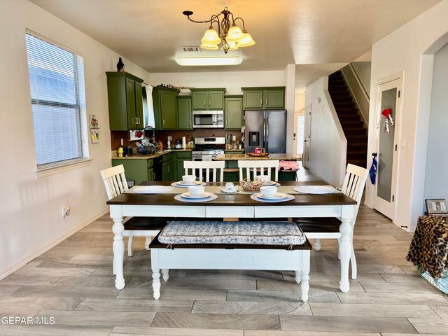 335 EMERALD WOODS Street, Horizon City, TX 79928