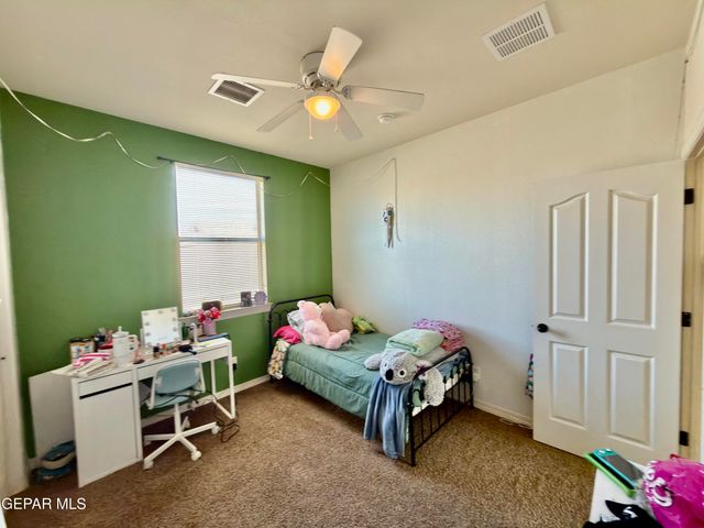 335 EMERALD WOODS Street, Horizon City, TX 79928