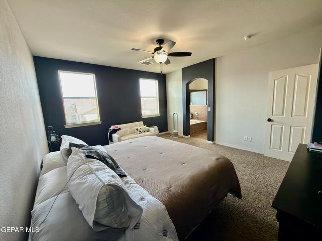 335 EMERALD WOODS Street, Horizon City, TX 79928