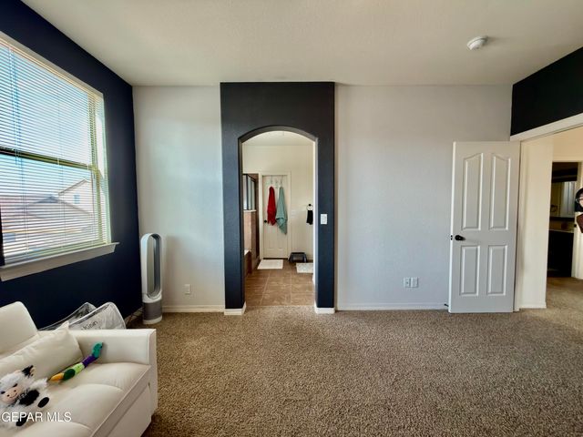 335 EMERALD WOODS Street, Horizon City, TX 79928