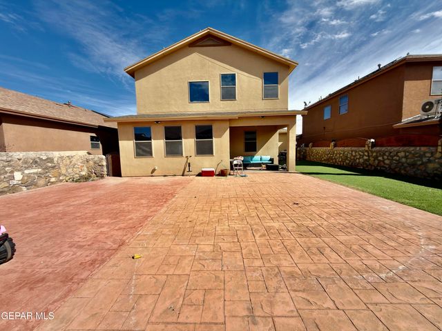 335 EMERALD WOODS Street, Horizon City, TX 79928