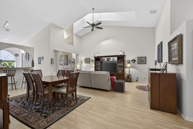 602 Sabal Palm Lane, Palm Beach Gardens, FL 33418