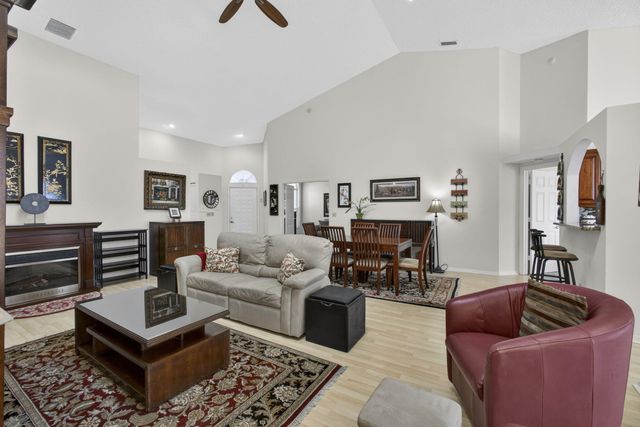 602 Sabal Palm Lane, Palm Beach Gardens, FL 33418