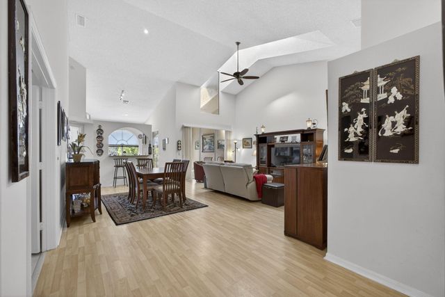 602 Sabal Palm Lane, Palm Beach Gardens, FL 33418