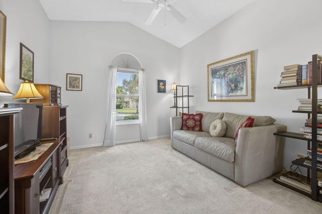 602 Sabal Palm Lane, Palm Beach Gardens, FL 33418