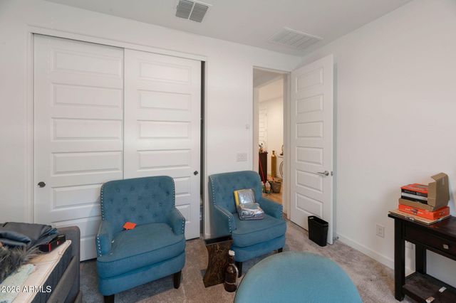 2544 W SUNLAND Avenue, Phoenix, AZ 85041