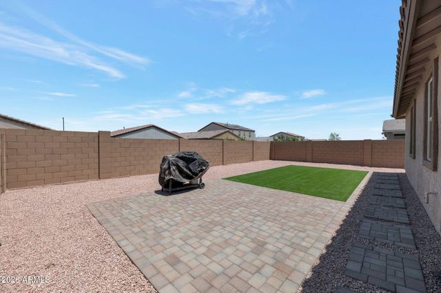 2544 W SUNLAND Avenue, Phoenix, AZ 85041