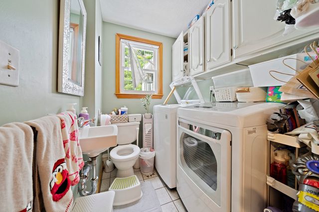 65 Hawthorne Rd, Waltham, MA 02451