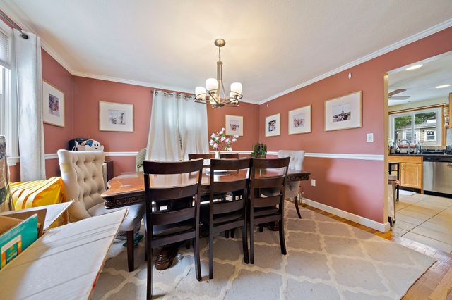 65 Hawthorne Rd, Waltham, MA 02451