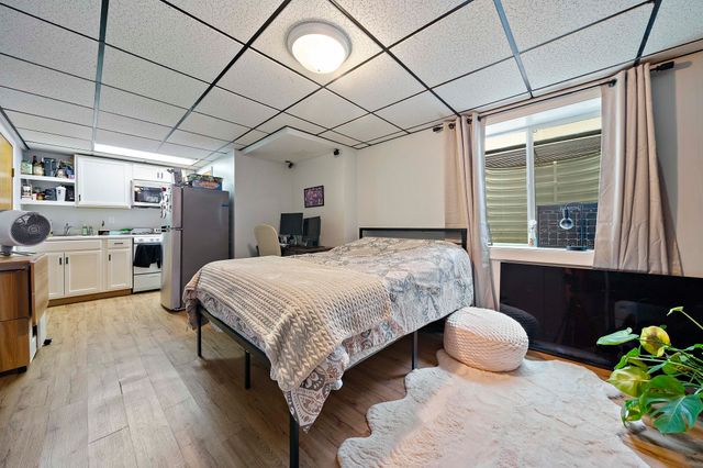 65 Hawthorne Rd, Waltham, MA 02451