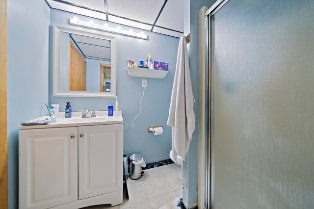 65 Hawthorne Rd, Waltham, MA 02451
