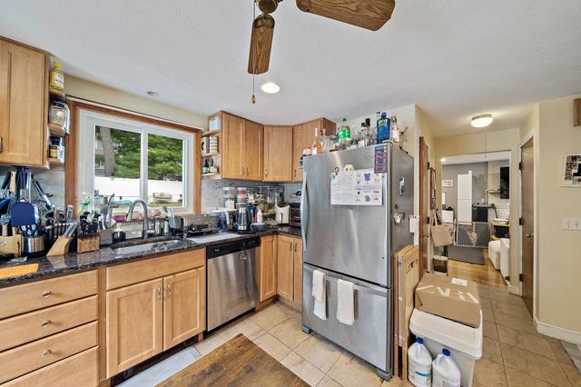 65 Hawthorne Rd, Waltham, MA 02451