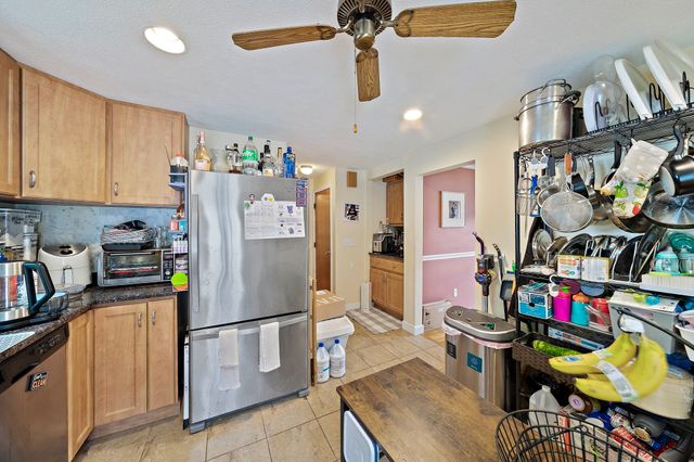 65 Hawthorne Rd, Waltham, MA 02451