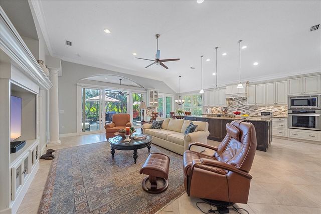 7825 TROON COURT, Lakewood Ranch, FL 34202