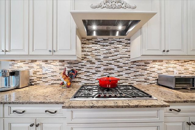 7825 TROON COURT, Lakewood Ranch, FL 34202