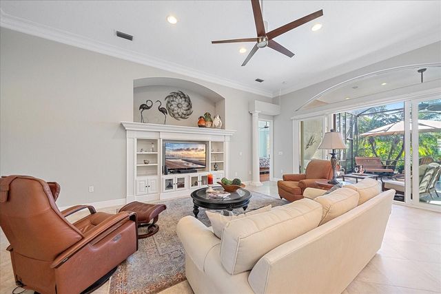 7825 TROON COURT, Lakewood Ranch, FL 34202