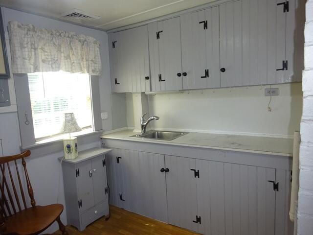 21 Vernal Street, Wareham, MA 02571
