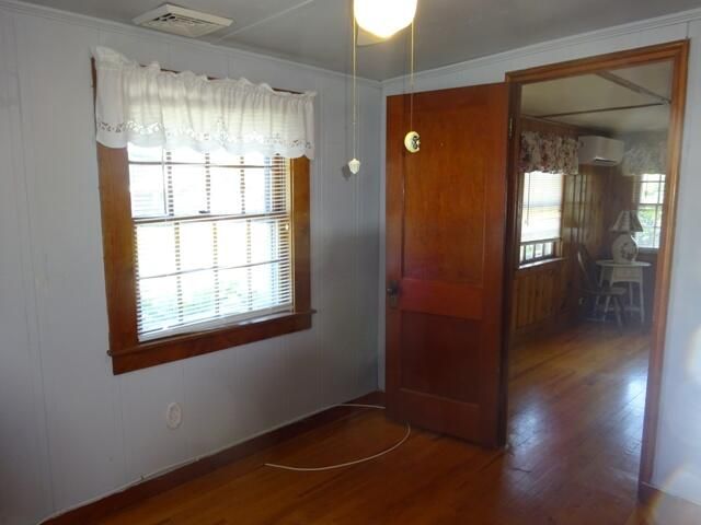21 Vernal Street, Wareham, MA 02571