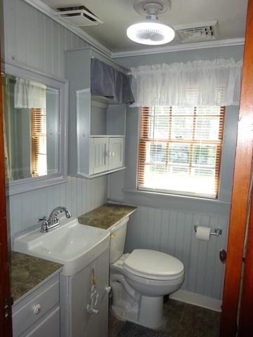21 Vernal Street, Wareham, MA 02571