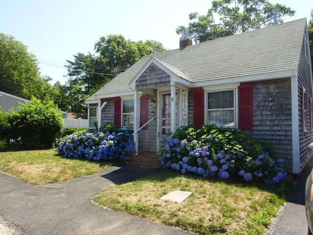 21 Vernal Street, Wareham, MA 02571