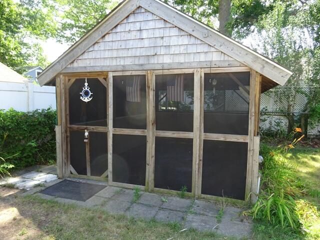 21 Vernal Street, Wareham, MA 02571
