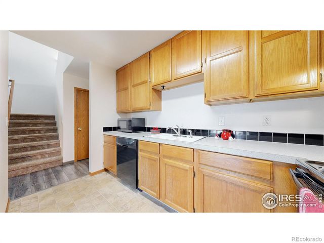 713 Apple Court, Windsor, CO 80550