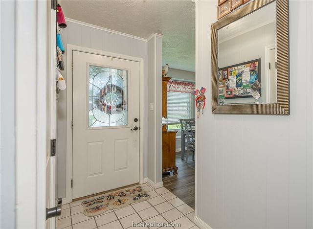 3801 Oak Hill Drive, Bryan, TX 77802
