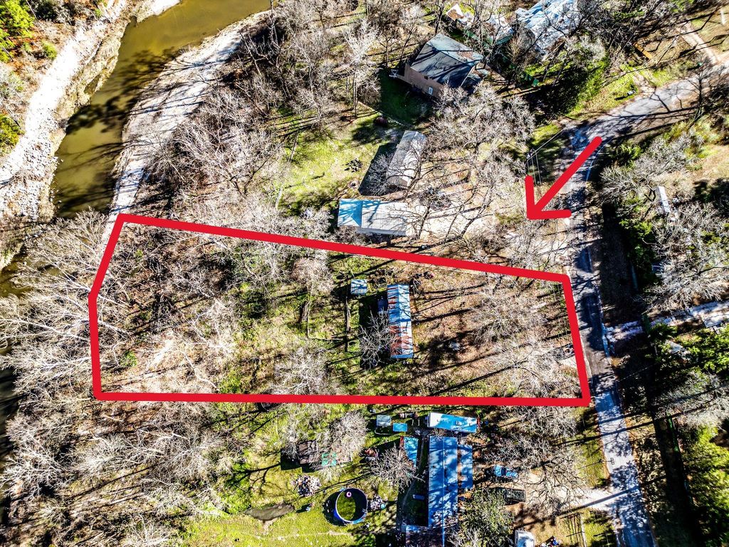 14 Creek Road, Huntsville, TX 77320