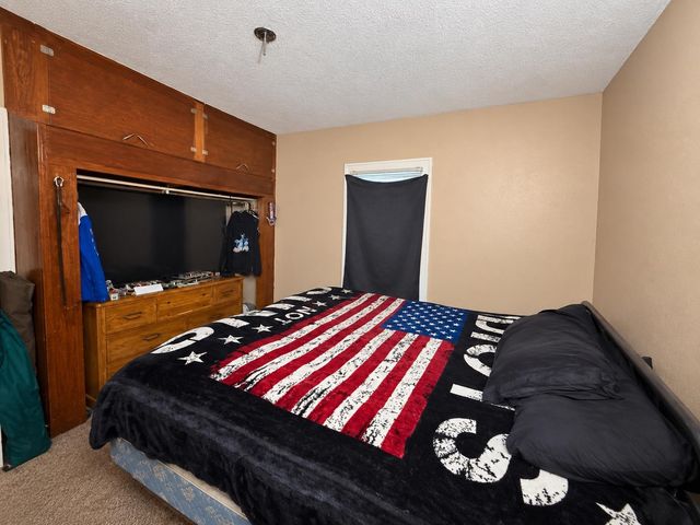 1636 S Market St, Wichita, KS 67211