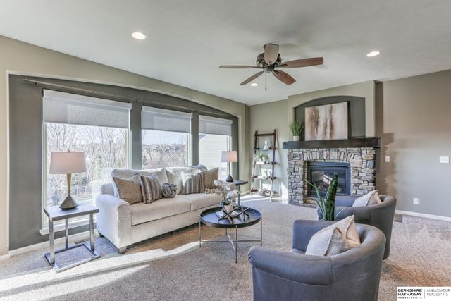 6232 S 193rd Avenue, Omaha, NE 68135