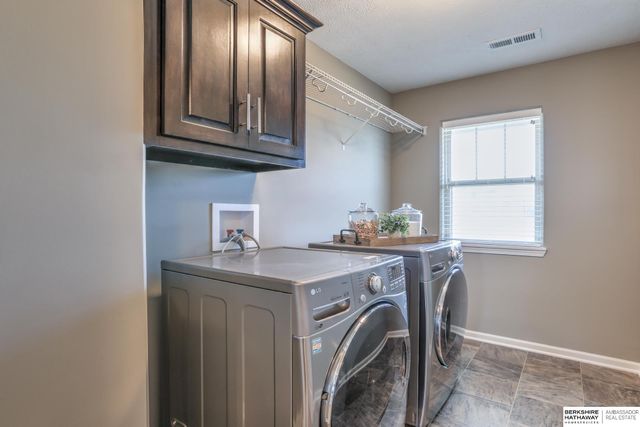 6232 S 193rd Avenue, Omaha, NE 68135