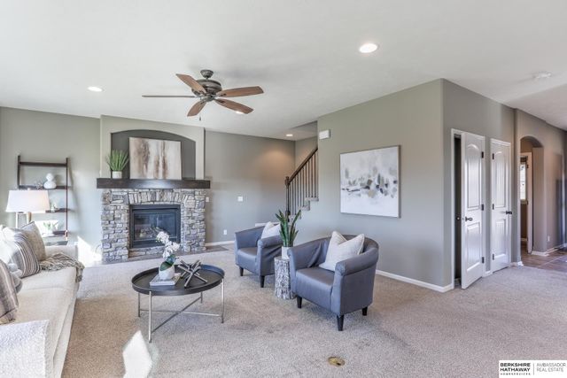 6232 S 193rd Avenue, Omaha, NE 68135