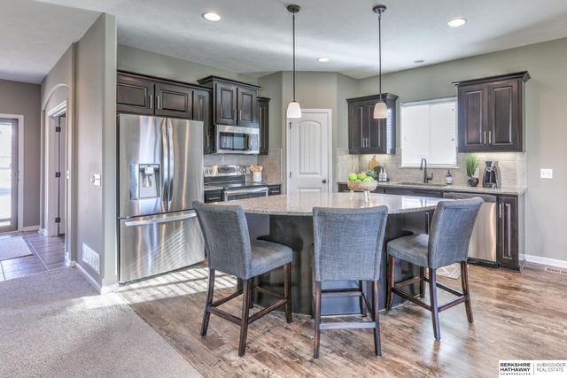 6232 S 193rd Avenue, Omaha, NE 68135