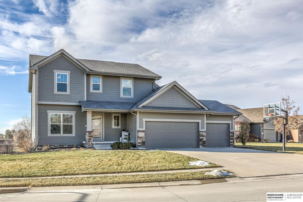 6232 S 193rd Avenue, Omaha, NE 68135