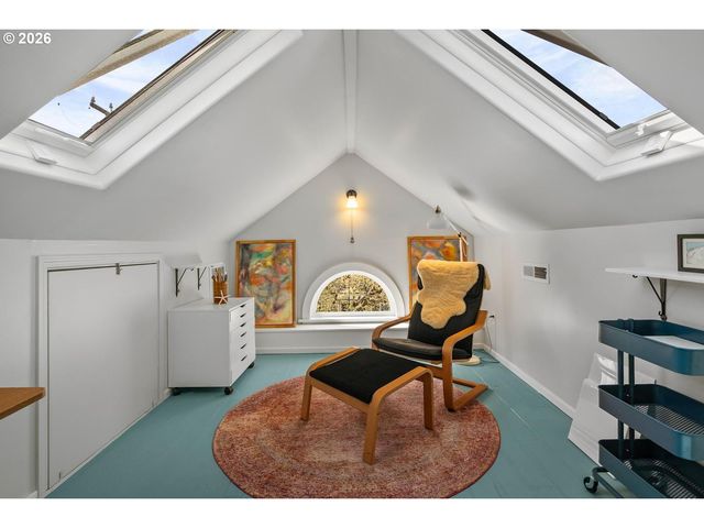 2414 Se 30TH Ave, Portland, OR 97214