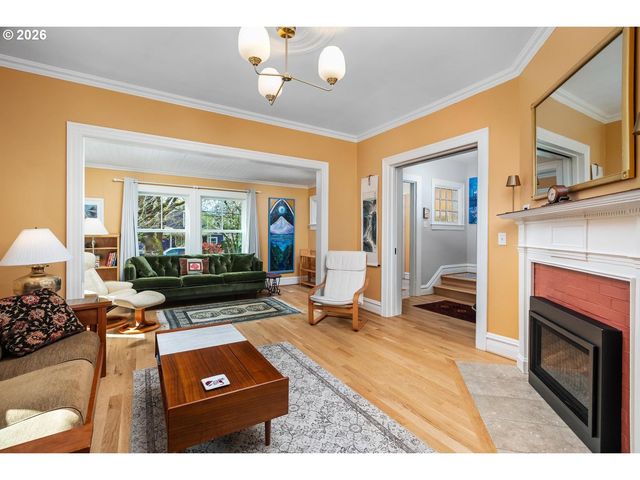 2414 Se 30TH Ave, Portland, OR 97214