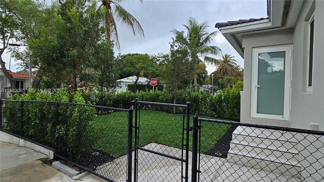 2365 SW 21st Avenue, Miami, FL 33145