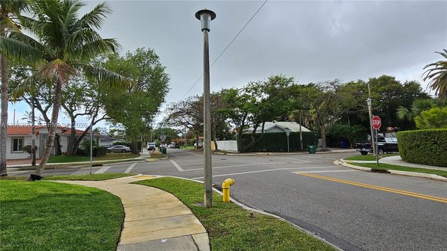 2365 SW 21st Avenue, Miami, FL 33145