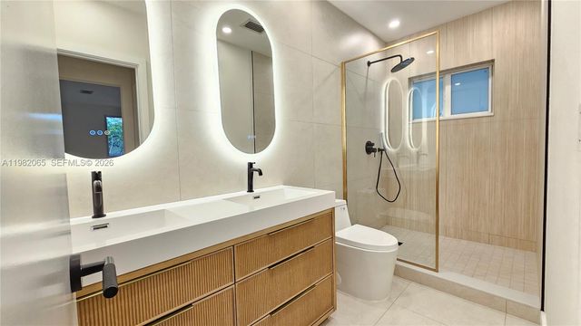 2365 SW 21st Avenue, Miami, FL 33145