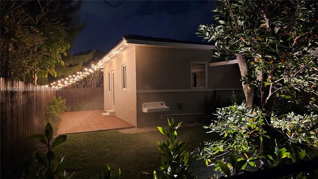 2365 SW 21st Avenue, Miami, FL 33145
