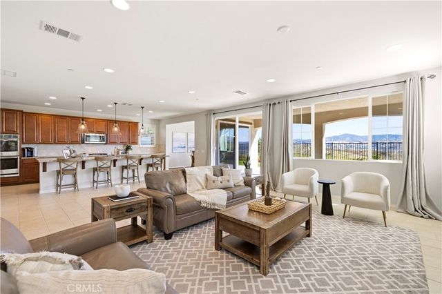 28886 West Hills Drive, Valencia, CA 91354