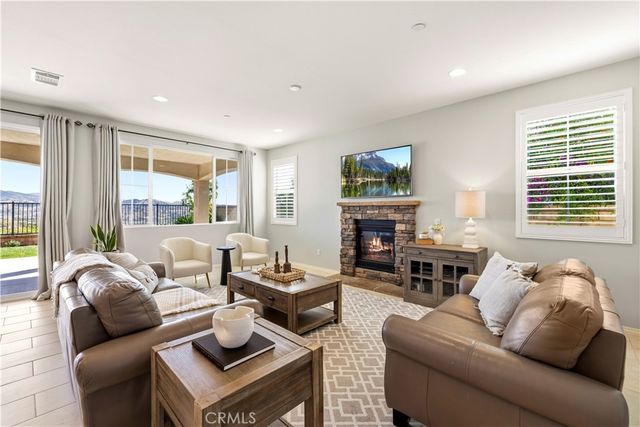 28886 West Hills Drive, Valencia, CA 91354