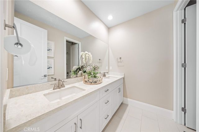 16453 Trailblazer, Chino, CA 91708