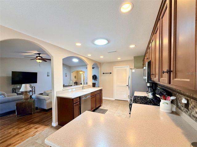 16135 SW 14TH AVENUE ROAD, Ocala, FL 34473