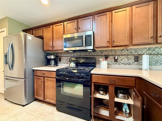 16135 SW 14TH AVENUE ROAD, Ocala, FL 34473